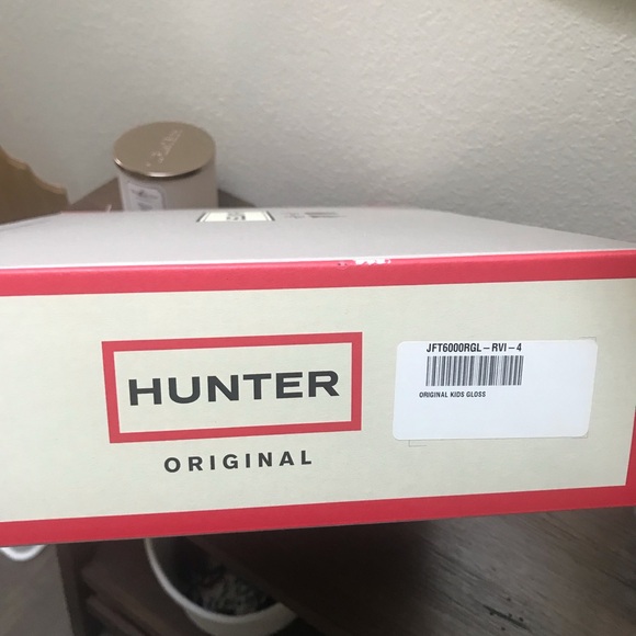 SOLD Hunter rain boots (us 5 big girls) - Picture 6 of 7
